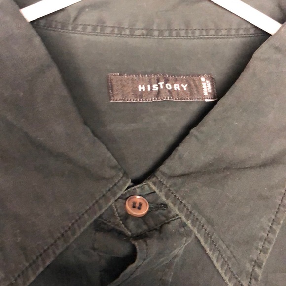 Iceberg short sleeve Daffy Duck button up - Picture 2 of 4